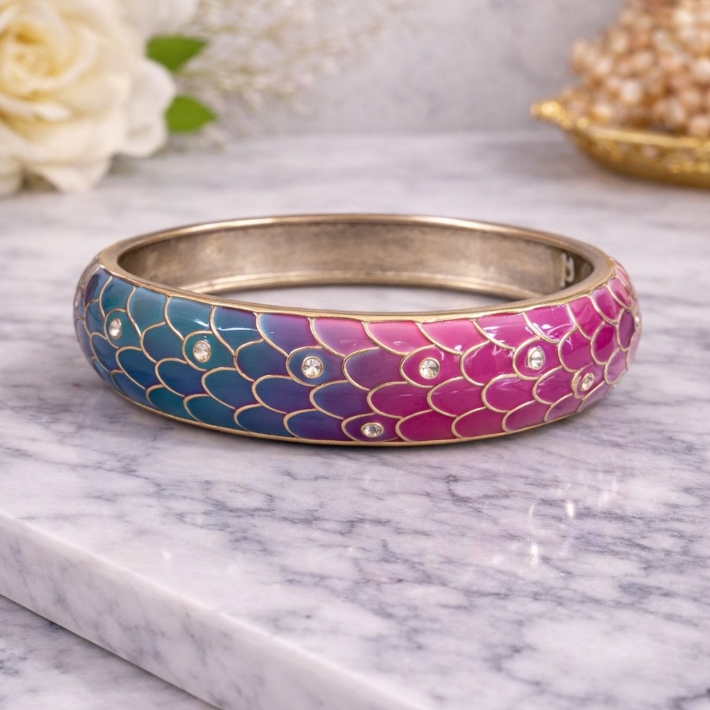 Elegant Multicolor Enamel Bracelet